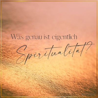 Was bedeutet für dich Spiritualität? Dieser Begriff wird heutzutage sehr vielfältig verwendet und ist doch so individuell. Was dieses Wort für mich bedeutet, erfährst du in diesem Post.
spiritualität spiritualitätleben wasistspiritualität diesuchenachsichselbst suchenachmehr sichmitsichverbinden mitsichinverbindungkommen